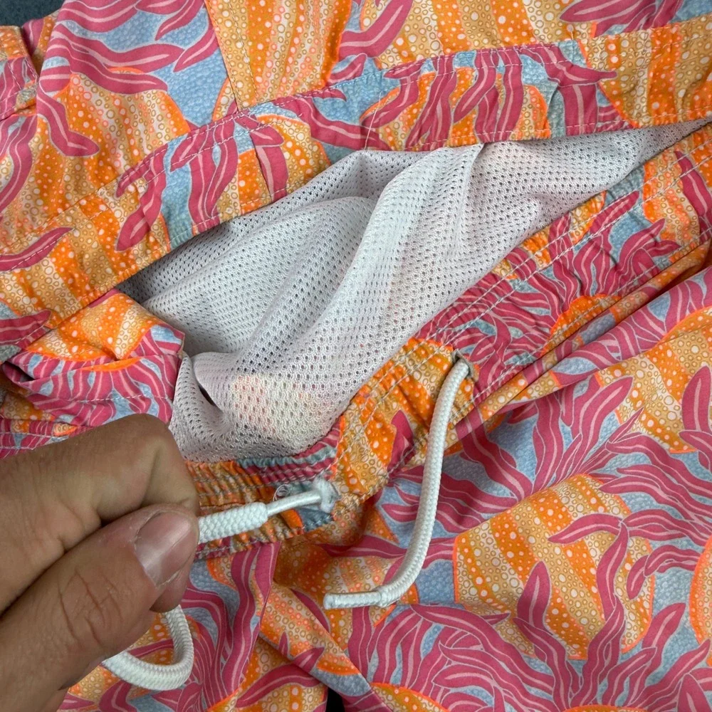 Vineyard Vines Shorts Mens M Pink Orange Sea Urchin Print Swim Trunks Mesh Lined